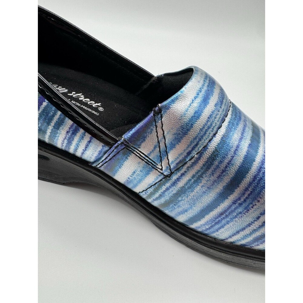 Easy Street BLUE Non Marking Slip Resistant  Clogs Womens Sz 8 1/2